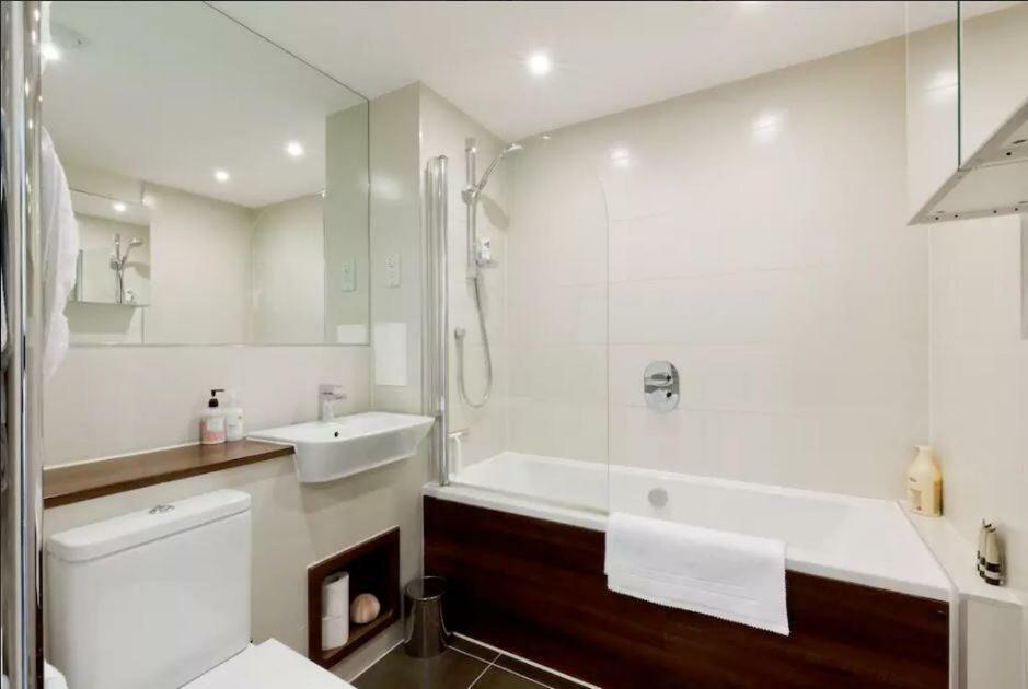 Wyatt Court Apartment London Bagian luar foto