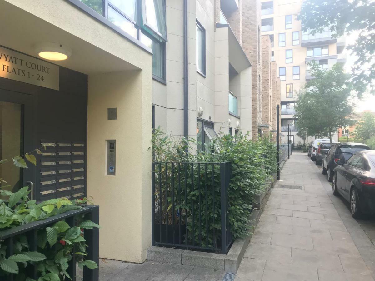 Wyatt Court Apartment London Bagian luar foto
